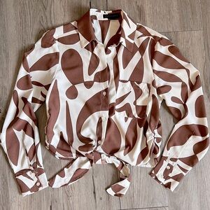 Sanctuary Printed Crop Tie Front Blouse​